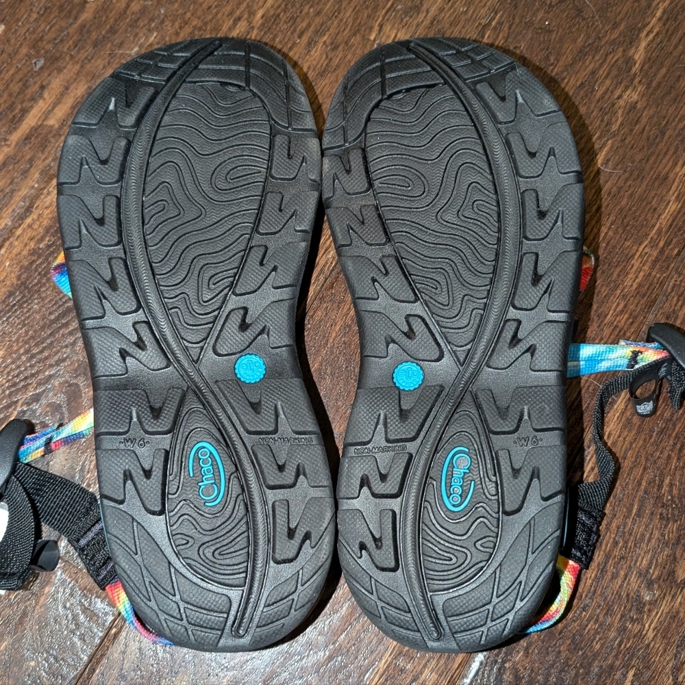 NWOB Chaco Women's Zvolv X2 Sandal, Tie Dye - Picture 7 of 8